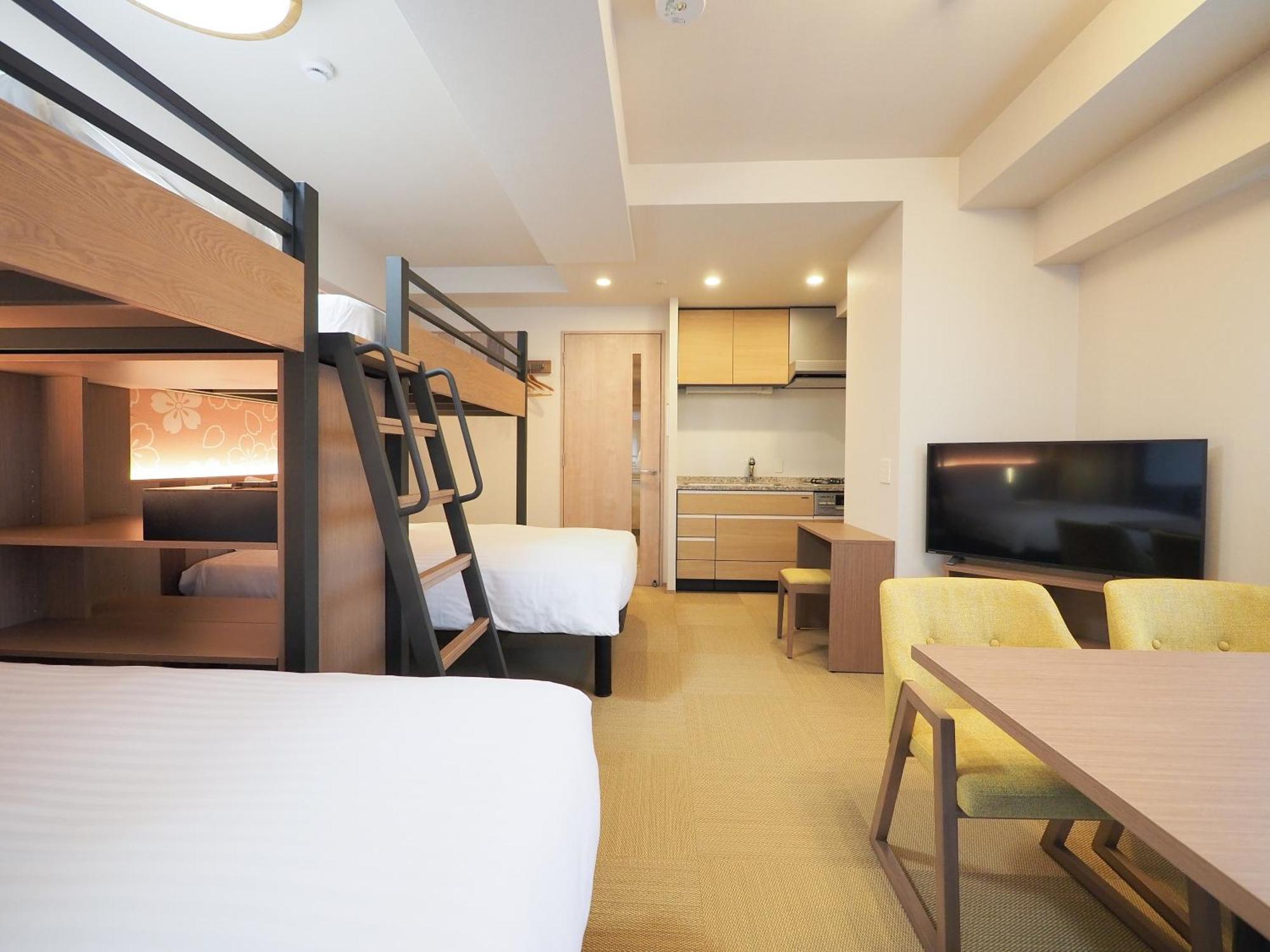 Hiyori Kamogawa 3* Kyōto